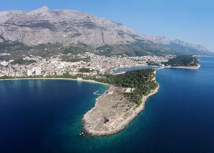 With Parking Space - 9506 Apartment Makarska