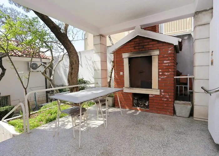 Apartment With Parking Space - 9506