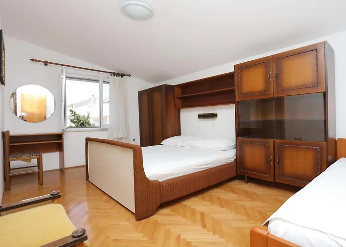 With Parking Space - 9506 * Makarska