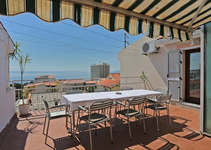 Apartment With Parking Space - 9506 Makarska